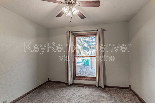 Building Photo - 16508 E Wesley Ave