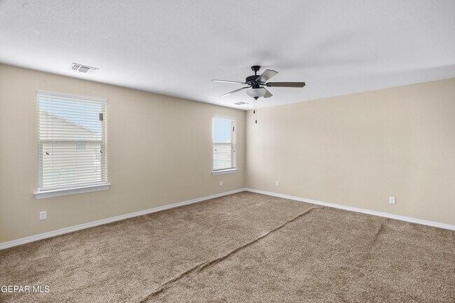 Building Photo - 14940 Tim Hardaway