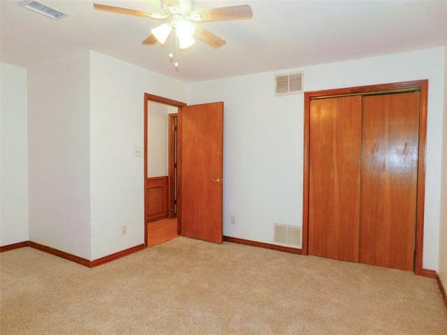 Building Photo - 110 Carolyn Ln