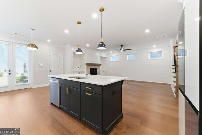 Building Photo - 5004 Bellmoore Park Ln