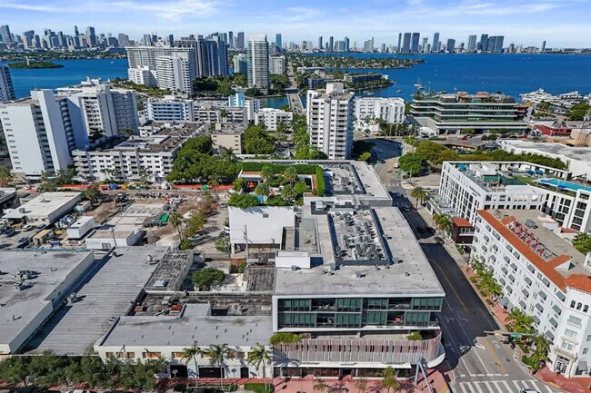 Building Photo - 1220 17th St