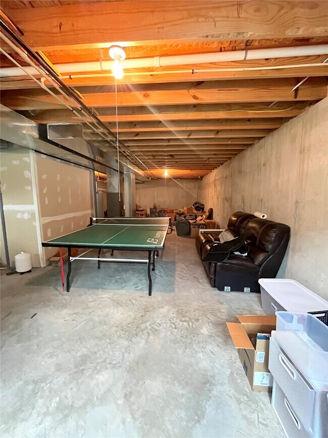 Building Photo - 3517 Harbor Way