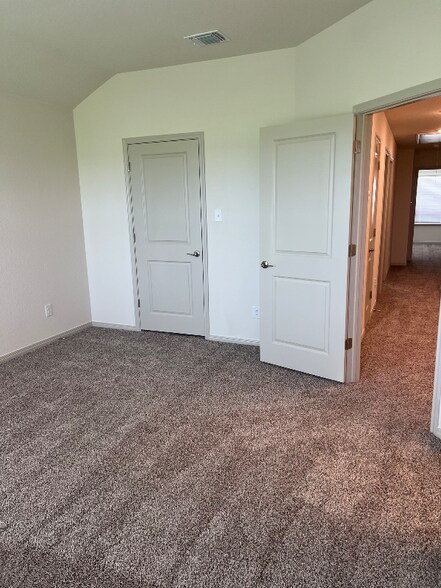 Building Photo - 13506 Tulipwood Nook