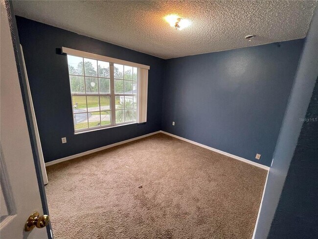 Building Photo - 526 Elbridge Pl