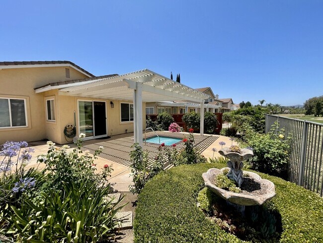 Building Photo - 30962 Crystalaire Dr