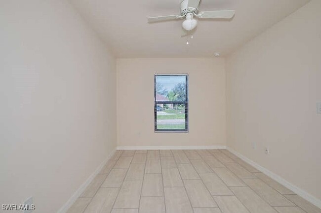 Building Photo - 1303 SE 8th Pl