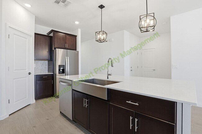 Building Photo - Brand New Never-Lived-In Home in San Tan Valley – Modern Comfort Meets Fresh Start