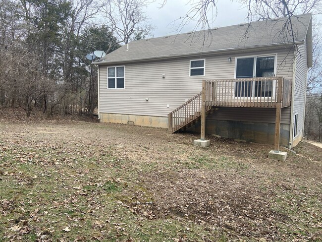 Building Photo - Single Family Home in Merriam Woods