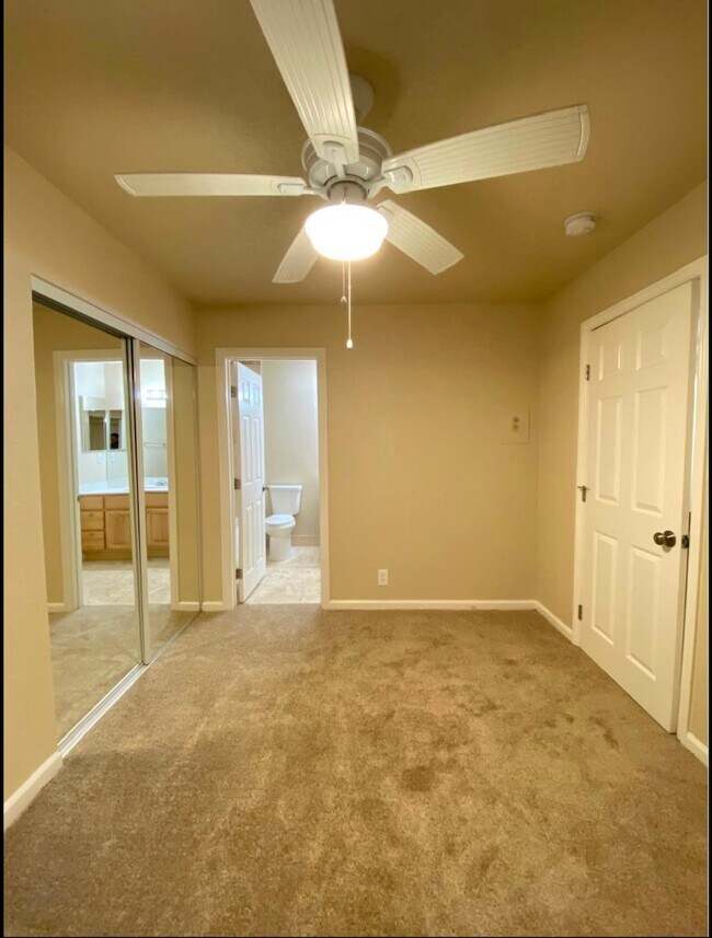 Building Photo - 2445 Rinconada Dr