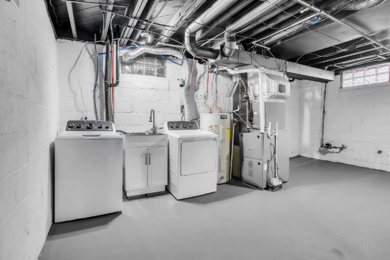 Building Photo - 1209 Cloverfield Dr