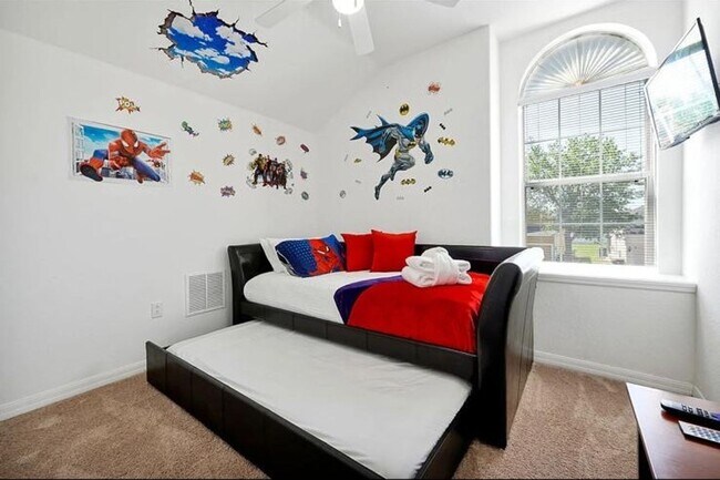 Building Photo - Stunning Fully Furnished and Decorated home in Davenport with Private Pool!