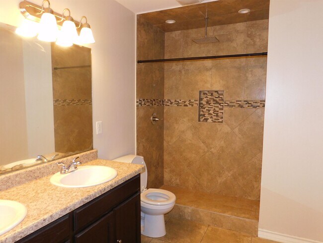 Building Photo - 1511 Cozumel Dr