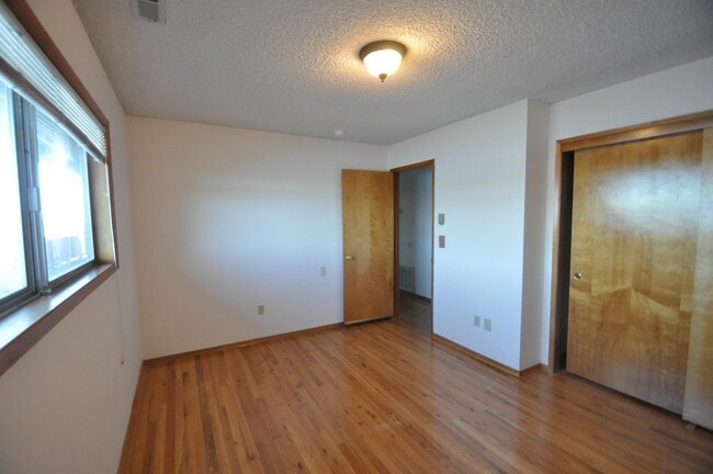 Building Photo - 72562 Ivy Ln