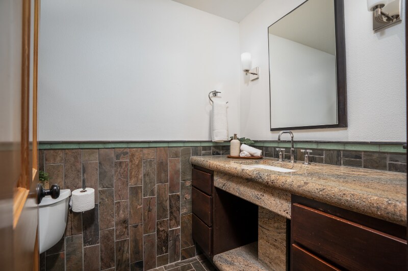 Building Photo - 1219 37th St Ct NW