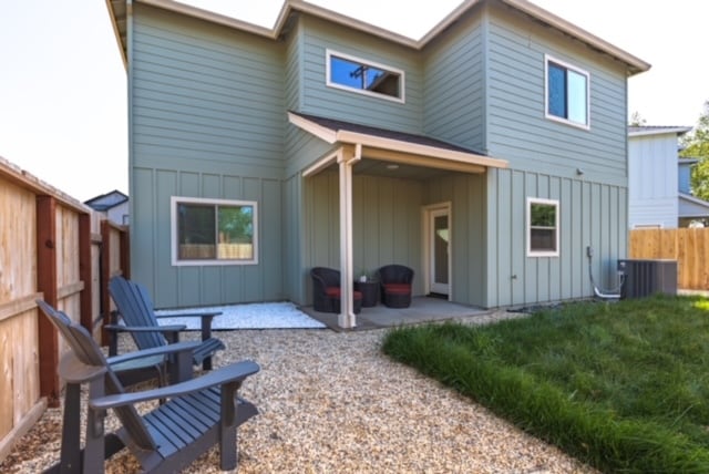 Building Photo - 2917 Paris Pl