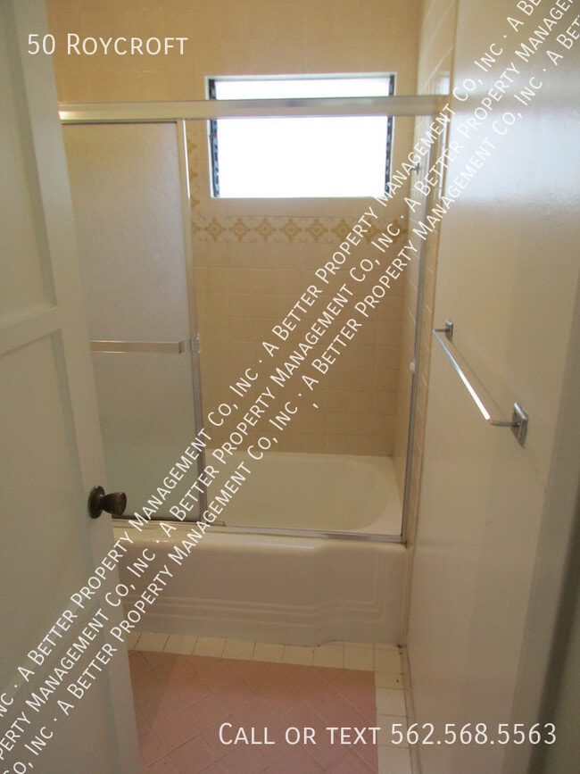 Building Photo - 50 Roycroft-