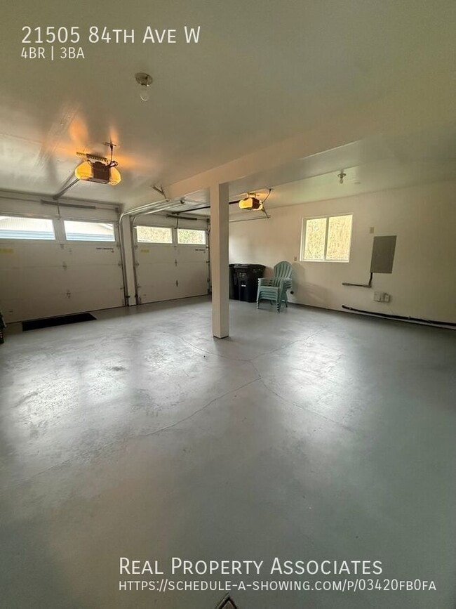 Building Photo - 21505 84th Ave W