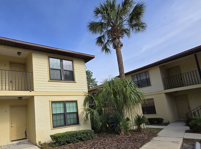 Primary Photo - 2 Bedroom 2 Bath Condo