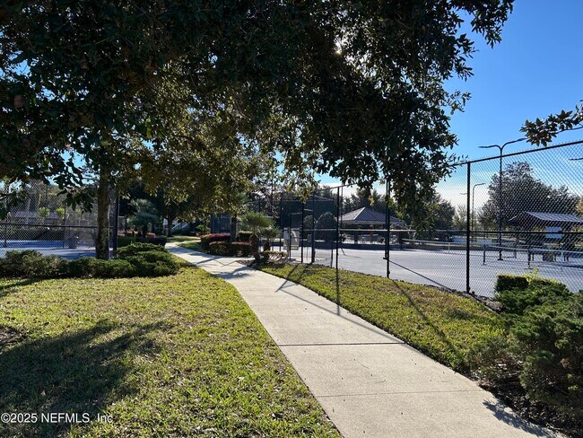 Building Photo - 2904 Laurel Springs Dr