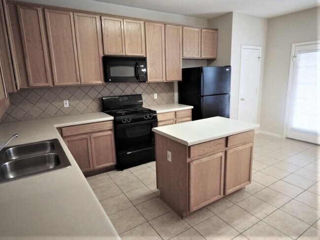 Building Photo - 1705 Honey Creek Ln