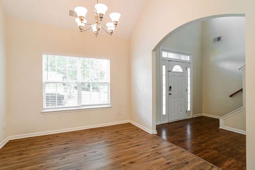 Building Photo - 2984 Clover Rd NW