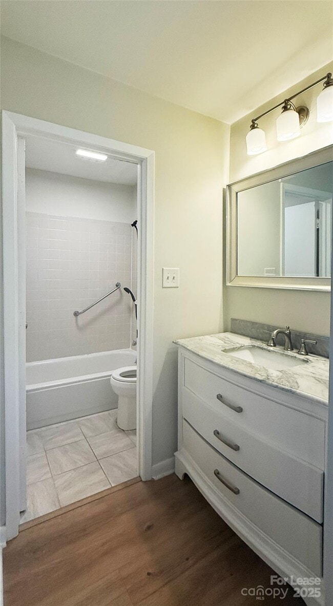 Building Photo - 4948 Sardis Rd