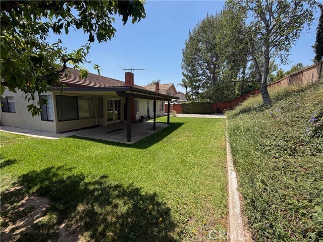 Building Photo - 5731 E Crater Lake Ave