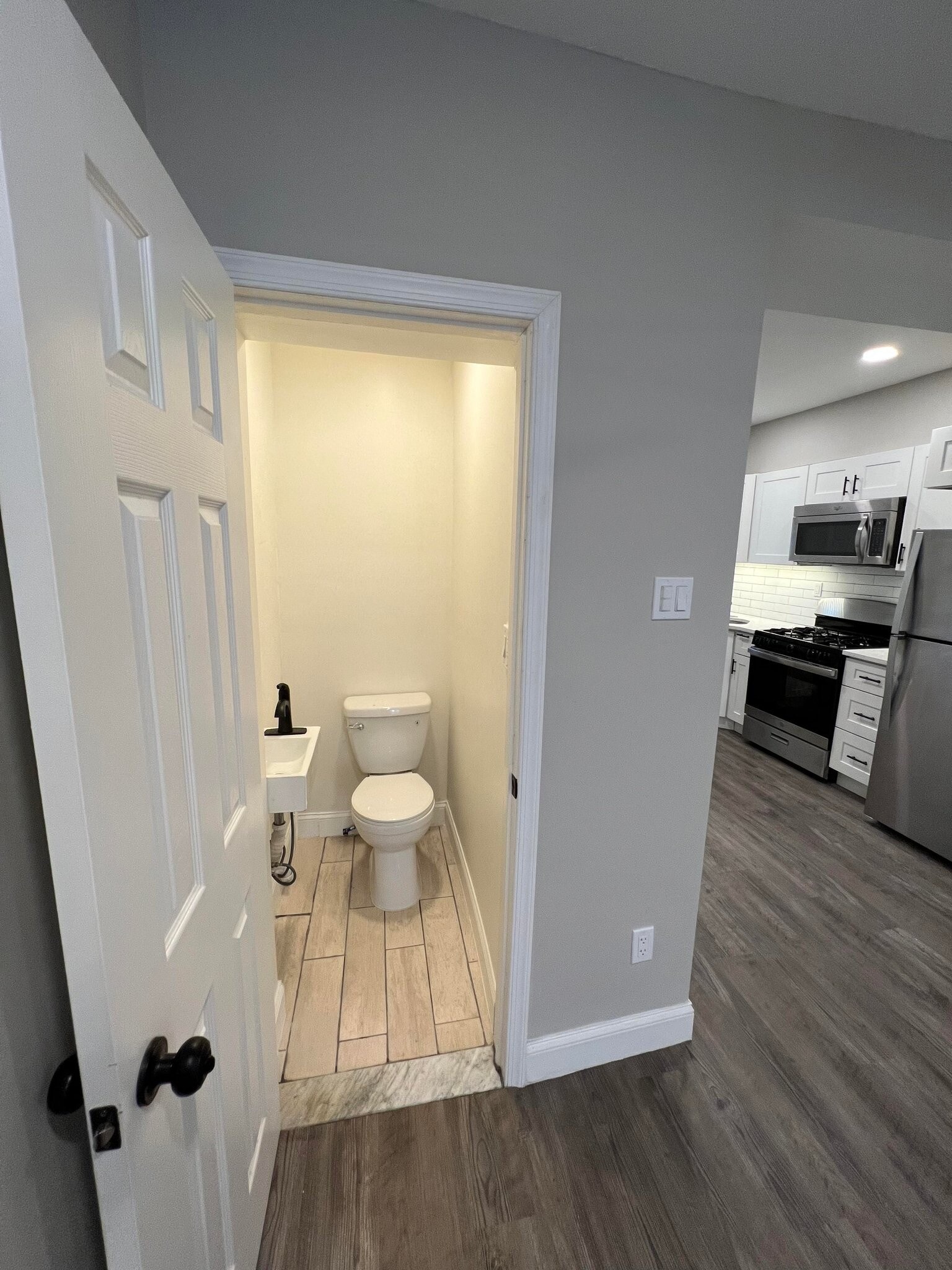 Building Photo - 1530 S Bailey St