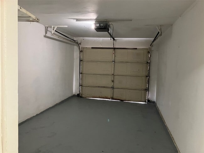 Building Photo - 8048 Sands Point Dr