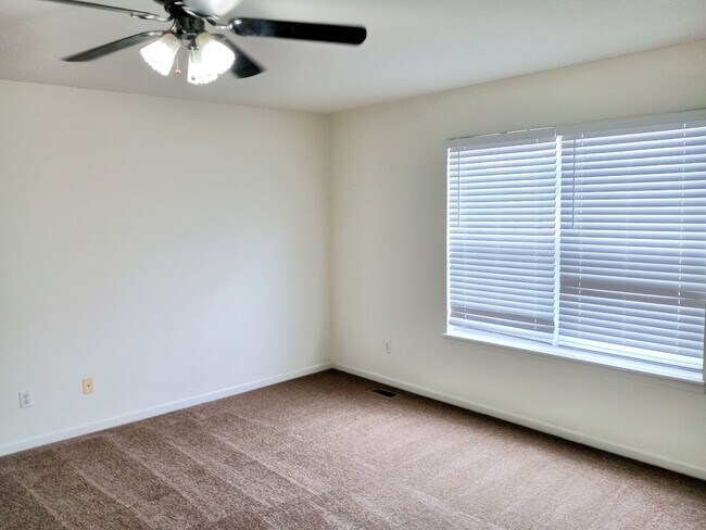 Building Photo - 3501-3503 La Mesa Dr.