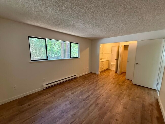 Building Photo - 13735 15th Ave NE