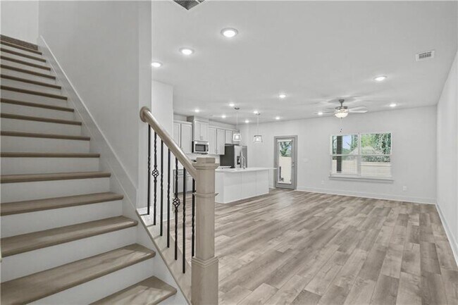 Building Photo - 4225 Fern River Trl