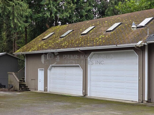 Building Photo - 12925 158th Ave SE