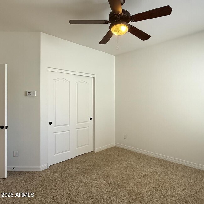 Building Photo - 4941 S White Pl