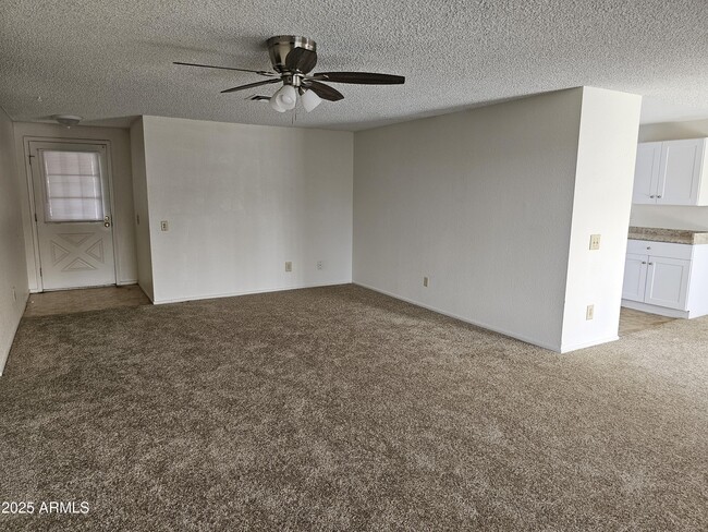 Building Photo - 6231 W Zoe Ella Way