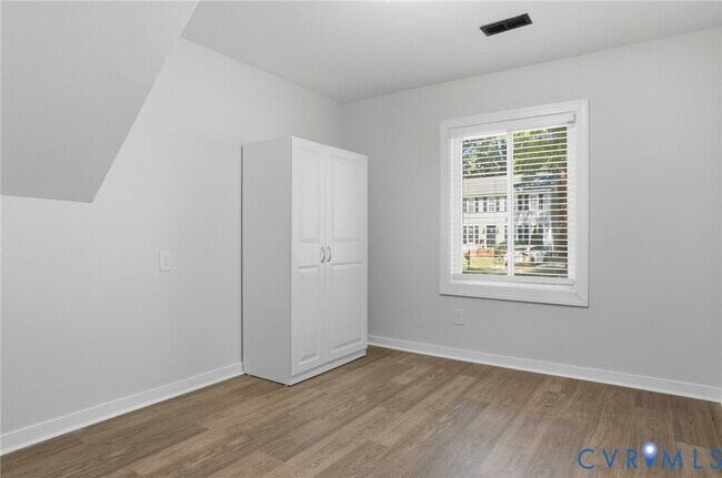 Building Photo - 9015 Covewood Rd