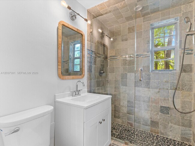Building Photo - 5625 SW 80th St