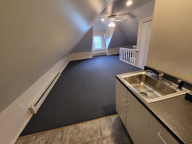 Building Photo - 254 Woodbridge Ave