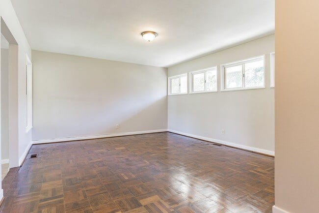 Building Photo - 3/ 1 Home for Rent!