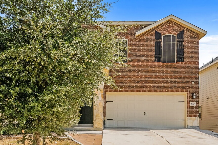 Primary Photo - 3504 Silver Set