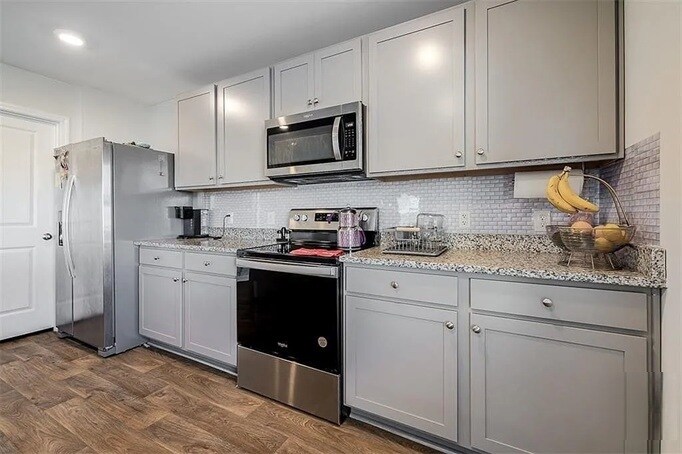 Building Photo - 248 Caribbean Village Dr