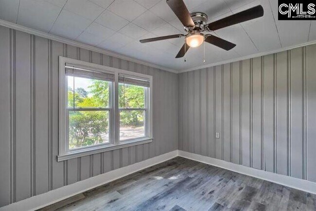 Building Photo - 4057 Rosewood Dr