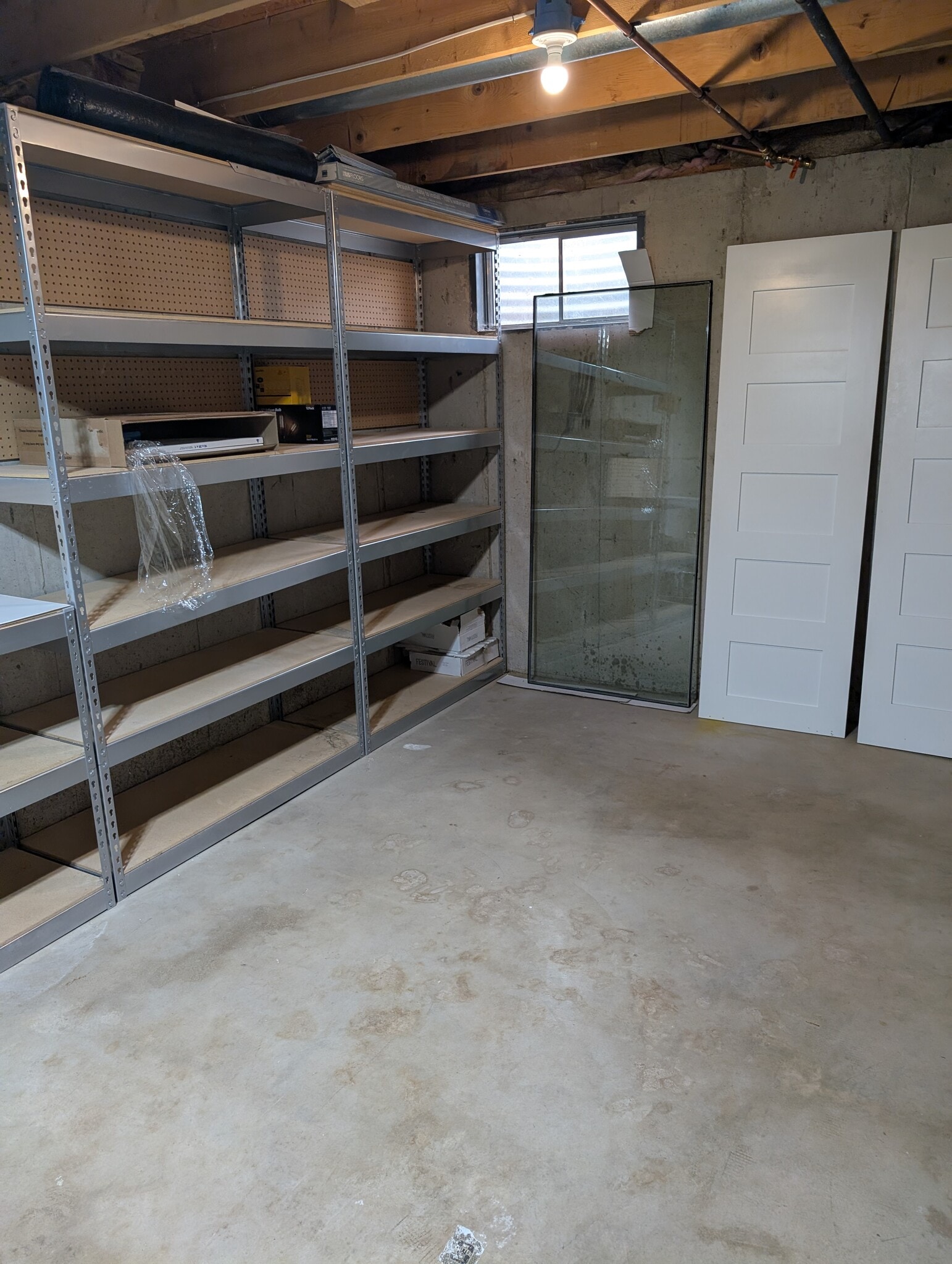 Laundry Room w/ Storage - 3604 S Olathe St