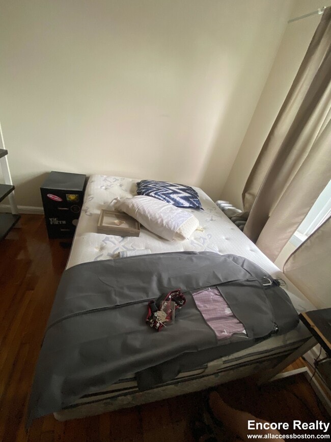 Building Photo - 38 Hemenway St