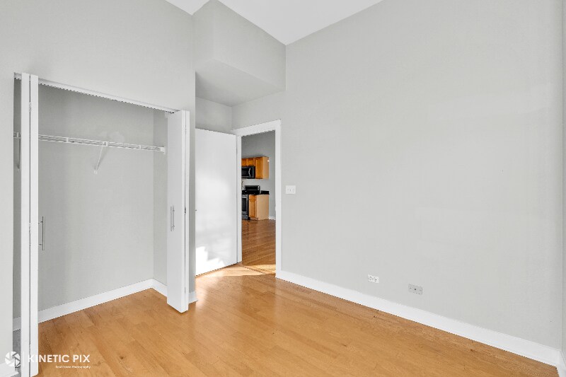 Building Photo - 1 S Leavitt St