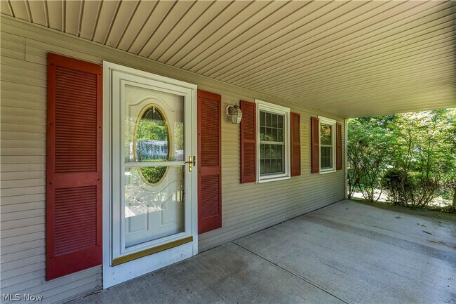 Building Photo - 7400 Brenel Dr
