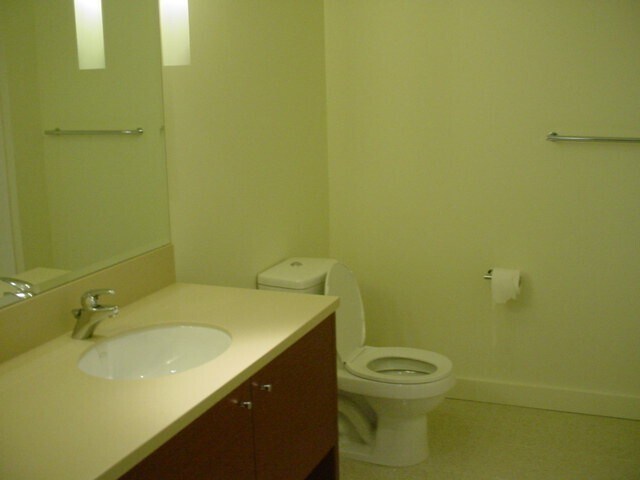 Building Photo - 3601 S River Pkwy