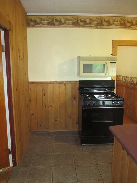 Built in Microwave - 235 Pleasant St