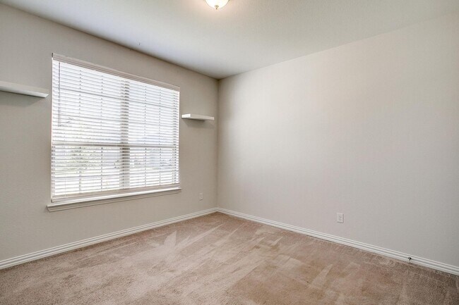 Building Photo - Amazing 2 Story Home in South Fort Worth, 4 Bedroom, 3 Bath- Burleson ISD- 76028