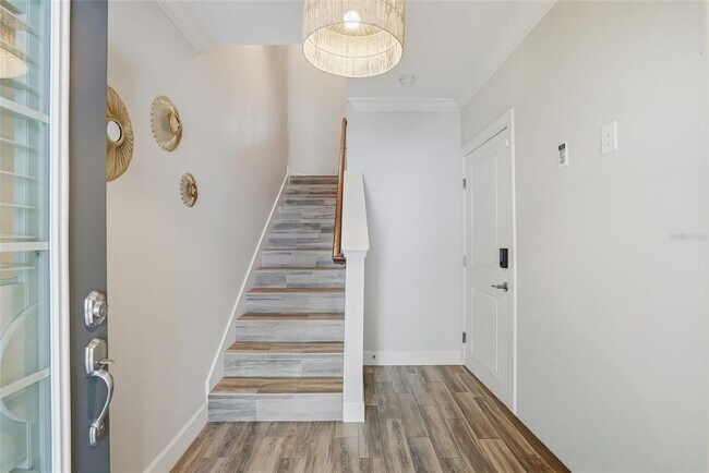 Building Photo - 3162 Moorings Dr S